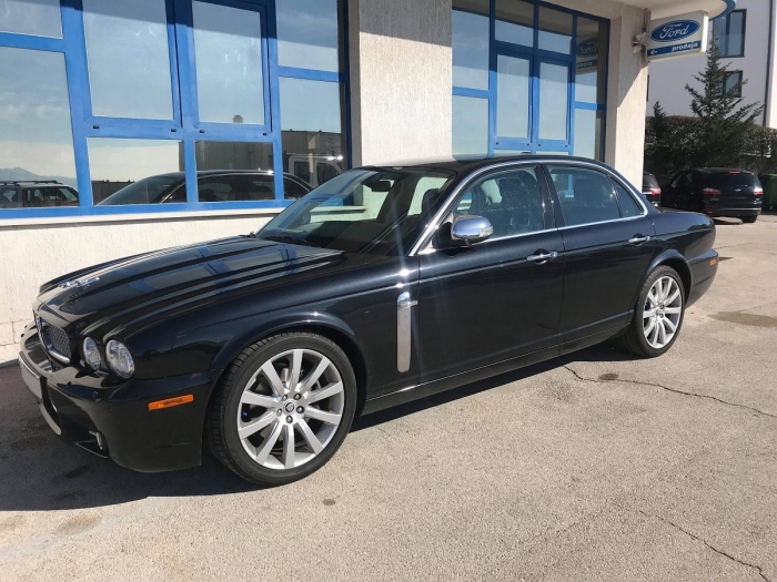 XJ6 Vanden Plas