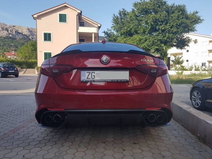 Giulia Quadrifoglio