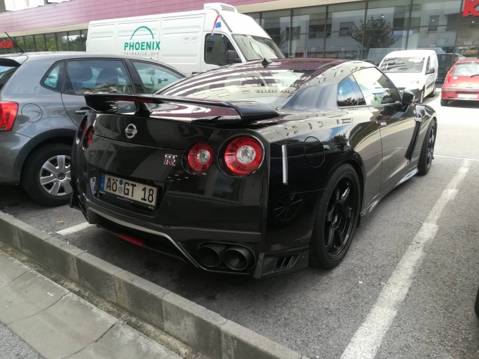 GT-R