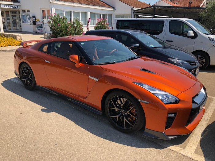 GT-R