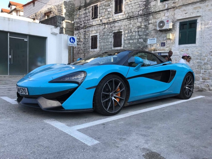 570S Spider