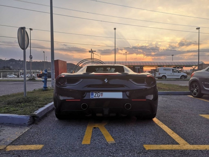 488 Spider