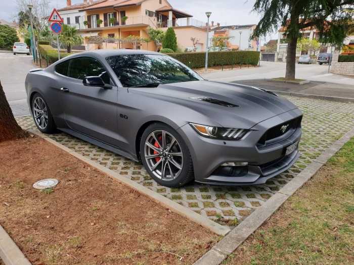 Mustang GT