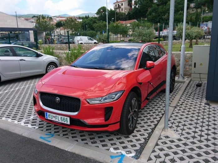 I-Pace