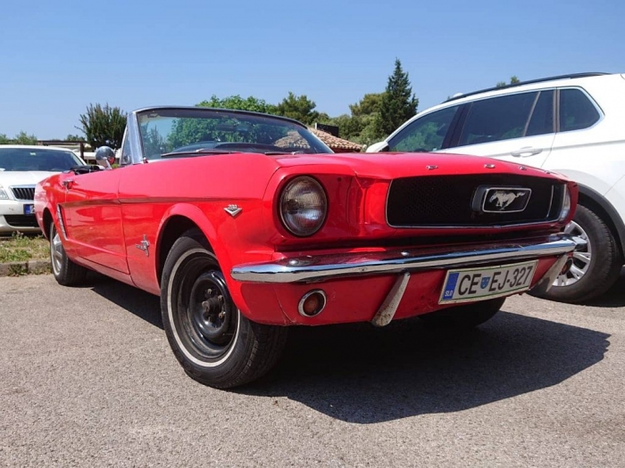 Mustang Convertible