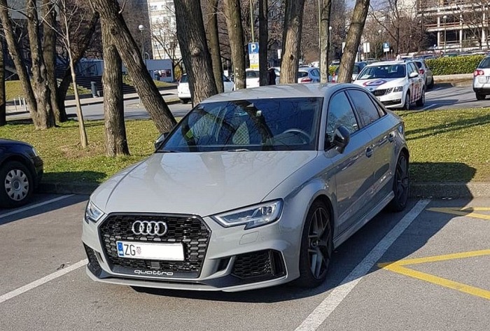 RS3 Limousine
