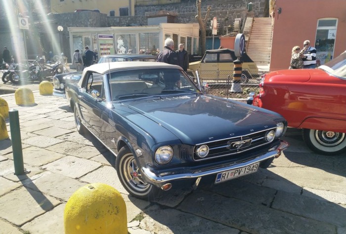 Mustang Convertible