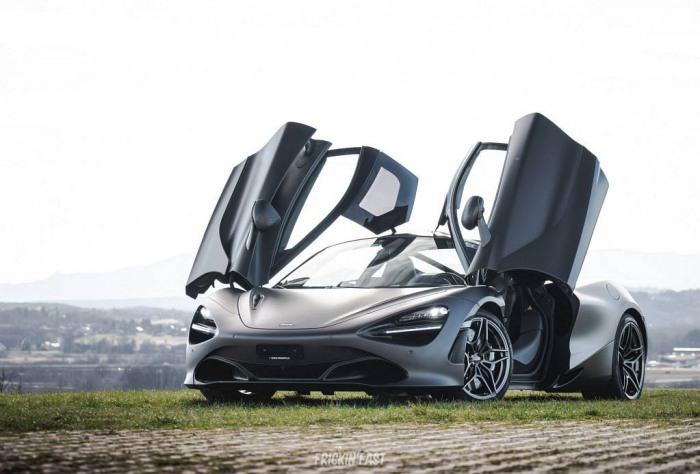 720S