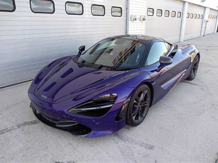 720S