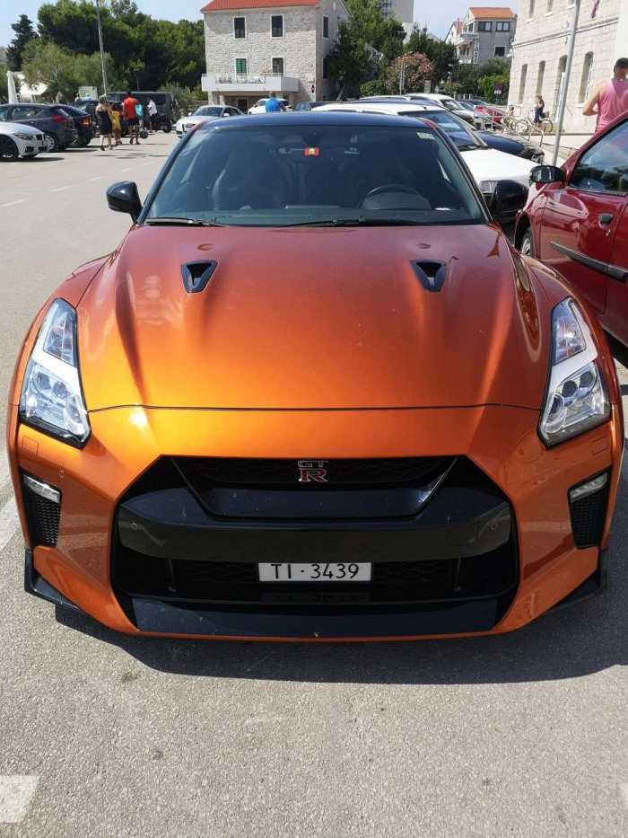 GT-R