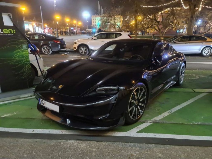 Taycan Turbo S