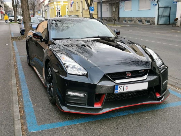 GT-R NISMO