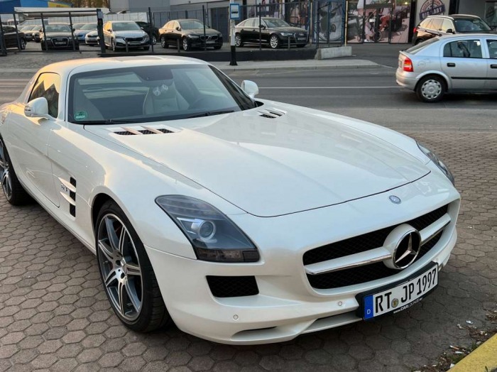 SLS AMG