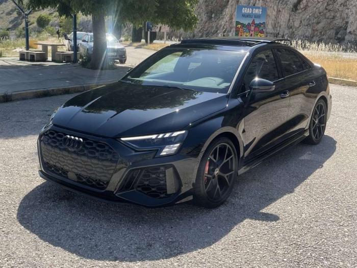 RS3 Limousine