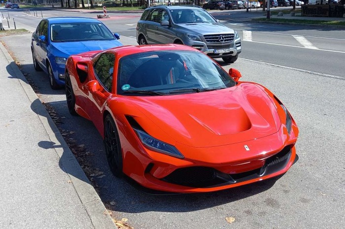 F8 Spider