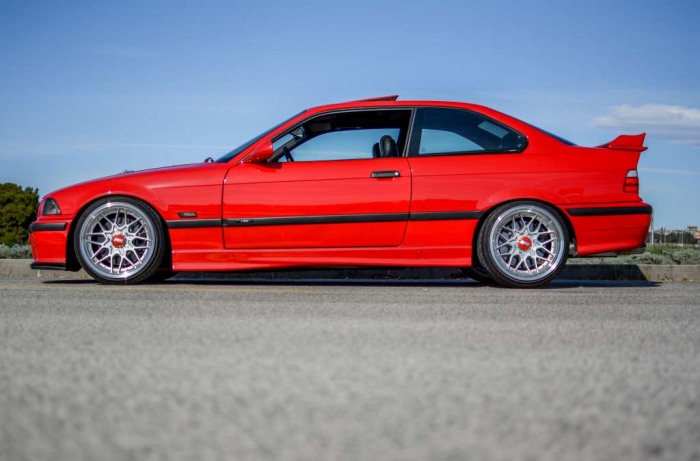 320i Coupe