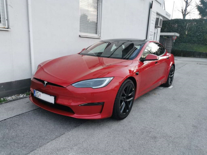 Model S Plaid