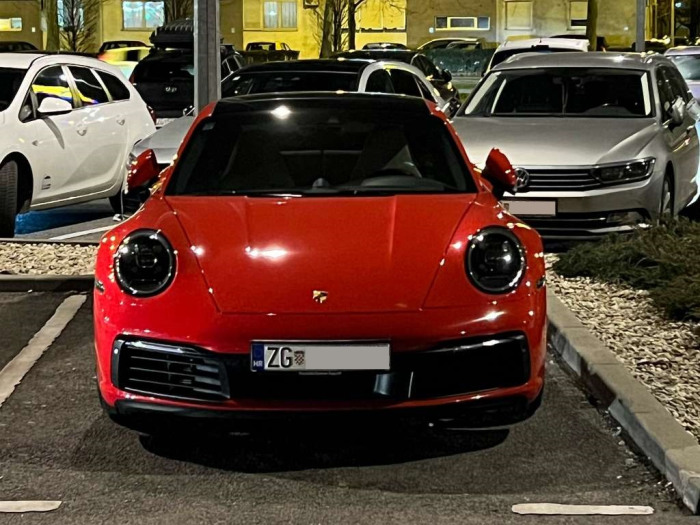 911 Carrera 4S