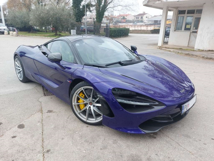 720S