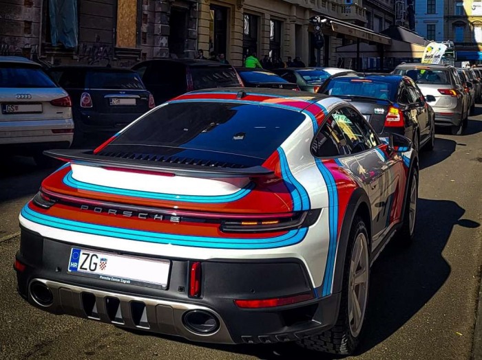 911 Dakar