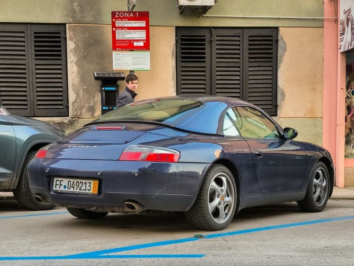 911 Carrera 4 Cabriolet