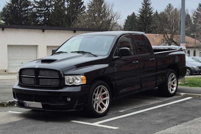 Ram SRT-10