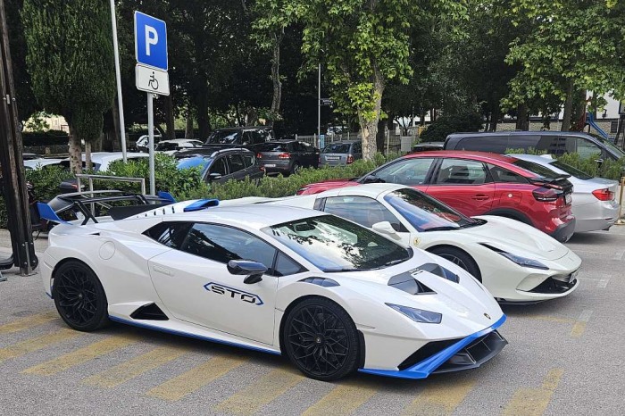 Huracan STO