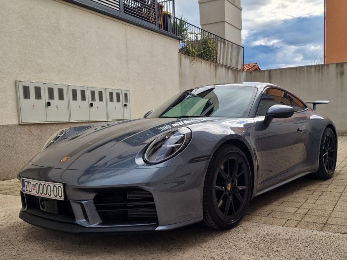 911 Carrera