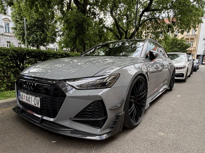 RS6-R Avant