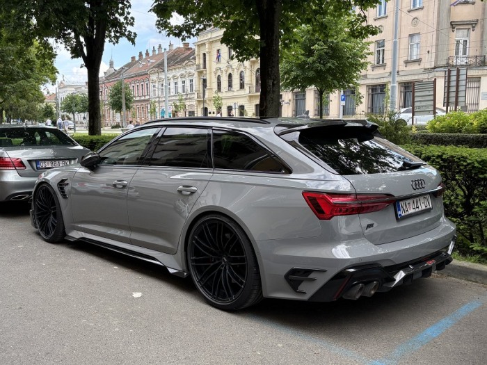 RS6-R Avant
