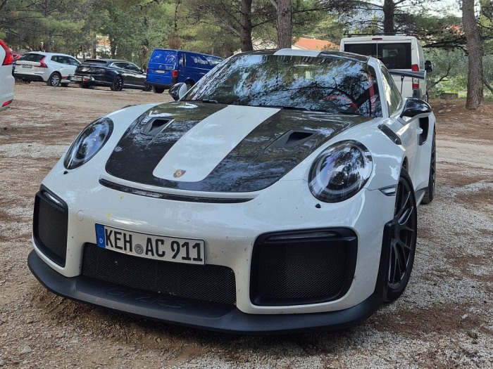 911 GT2 RS Weissach