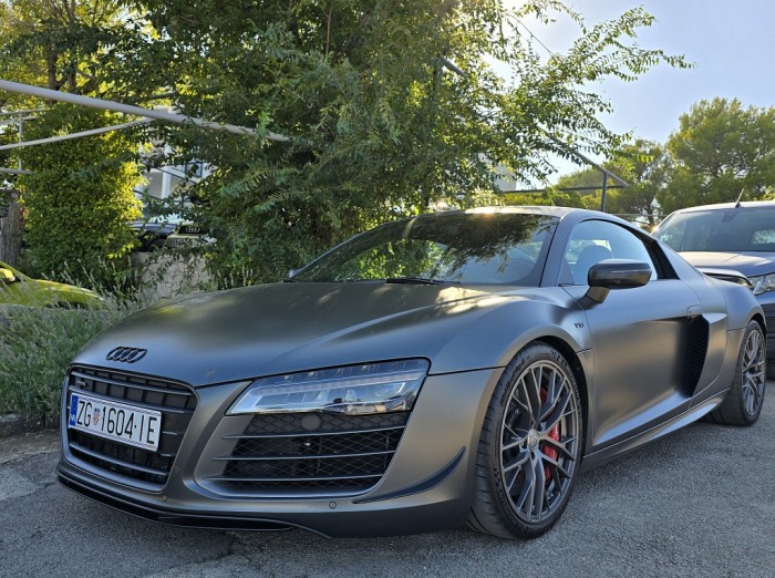 R8 LMX