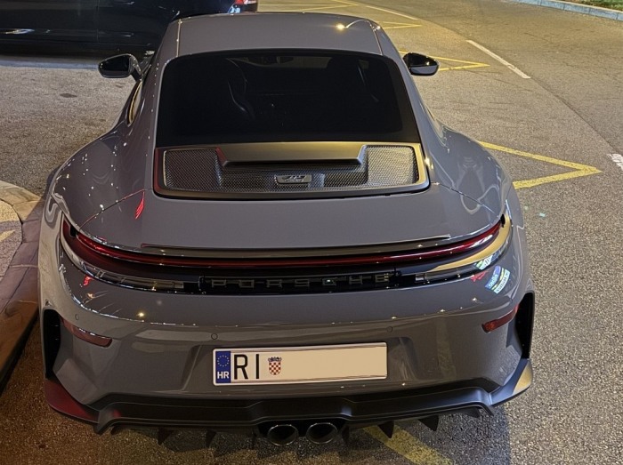 911 GT3 Touring