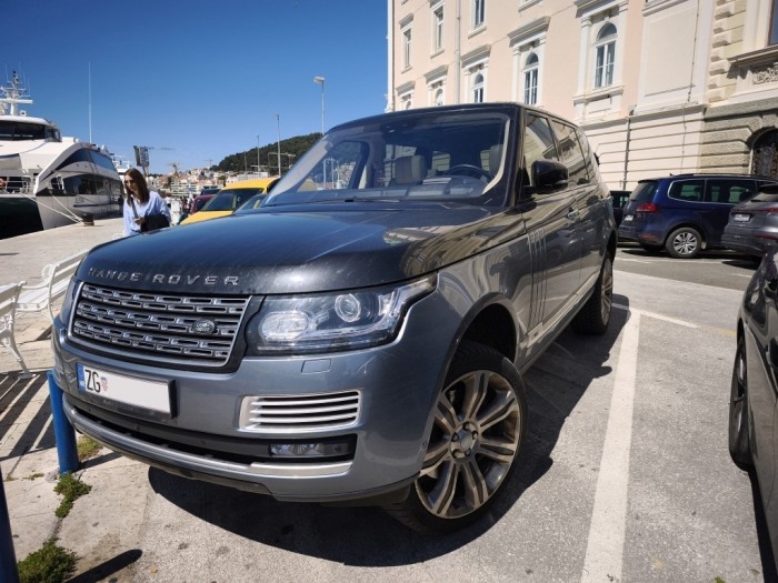 Range Rover Autobiography LWB