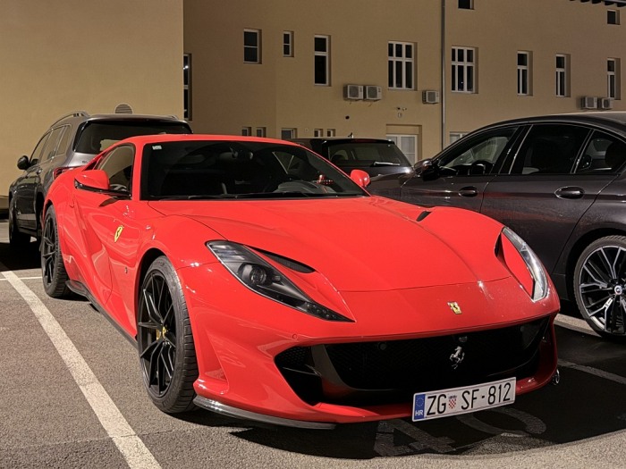 812 Superfast