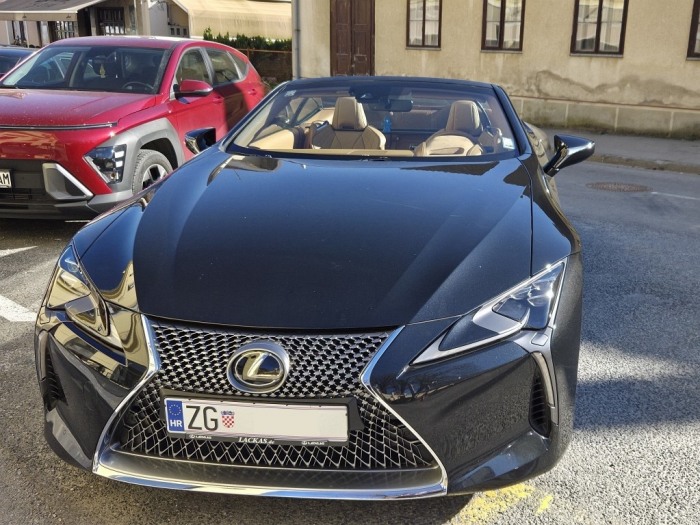 LC 500 Convertible