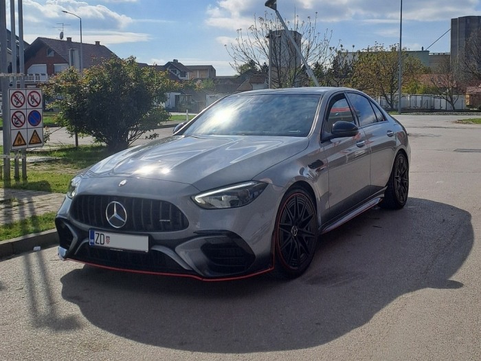 C63 S AMG E Performance