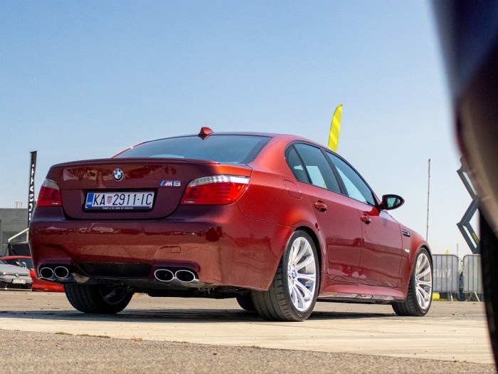 M5